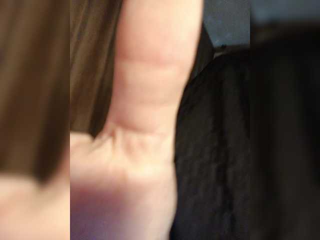 GgggLAAAAaaFFtt596rr's BongaCams show and profile