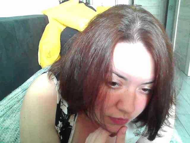 BlackAhVelvet webcam