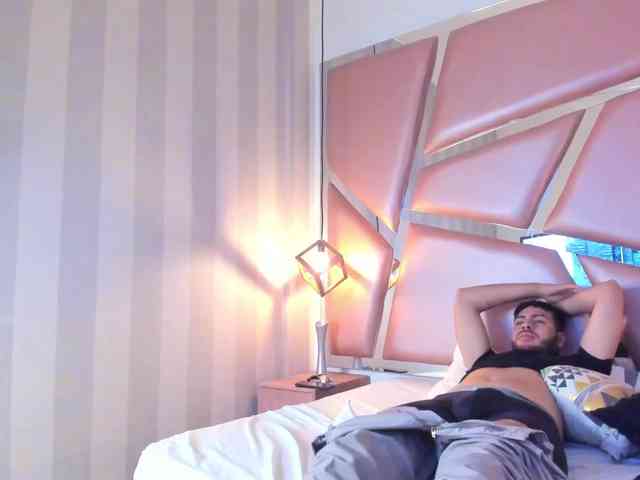 voyeur cam Burningtemptationfx