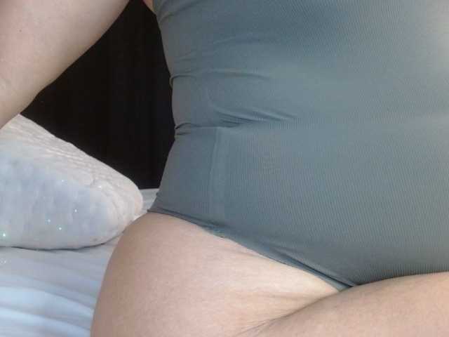 yessika-bustamante's BongaCams show and profile