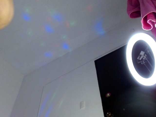 yessika-bustamante's BongaCams show and profile