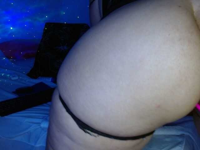 yessika-bustamante's BongaCams show and profile