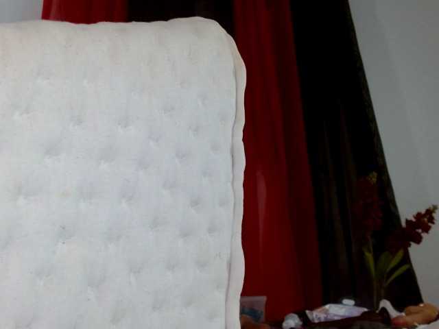 yessika-bustamante's BongaCams show and profile