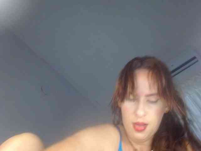 yessika-bustamante webcam