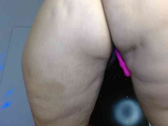 yessika-bustamante webcam