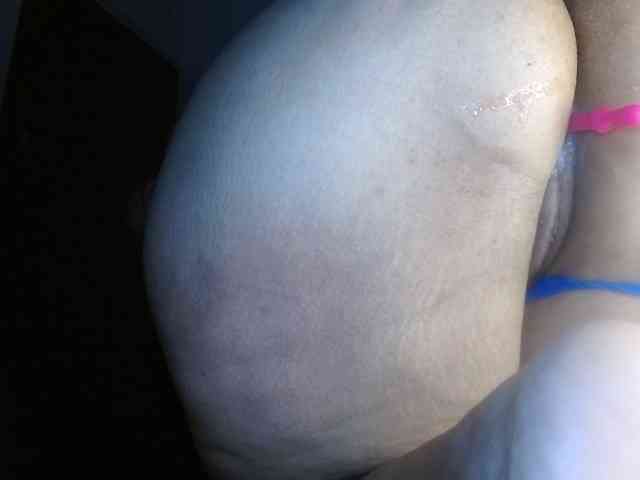 yessika-bustamante webcam