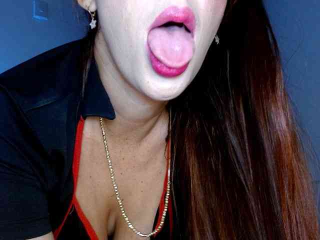 yessika-bustamante webcam