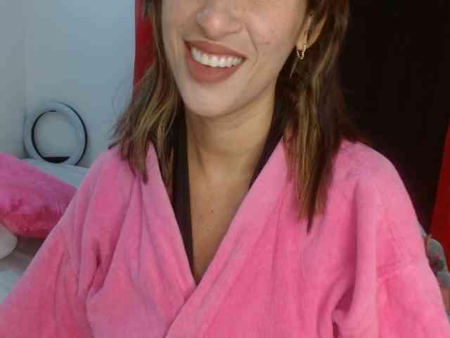 yessika-bustamante webcam