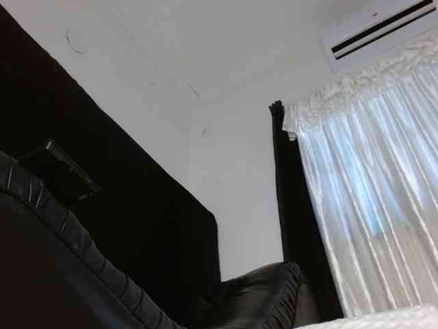 yessika-bustamante yessika-bustamante