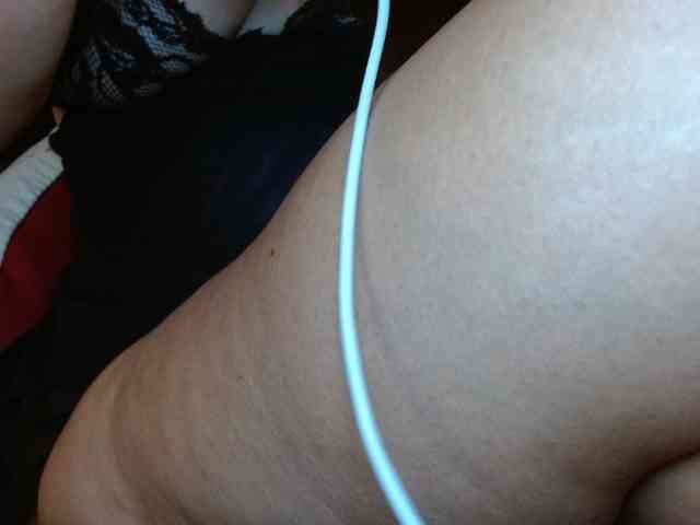 yessika-bustamante webcam