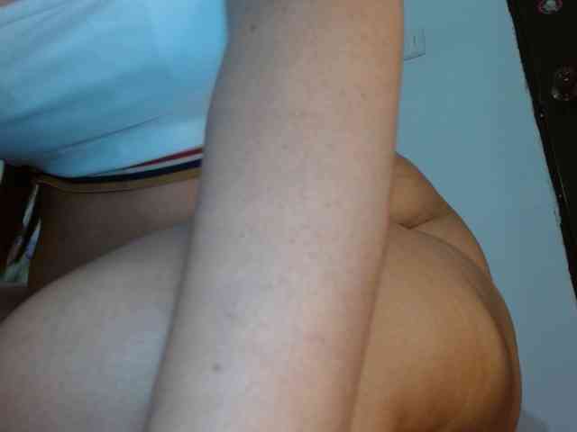 yessika-bustamante webcam