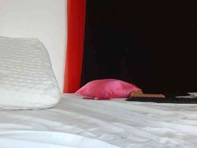 yessika-bustamante webcam