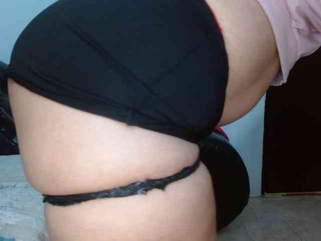 yessika-bustamante webcam