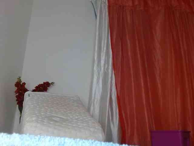 yessika-bustamante webcam