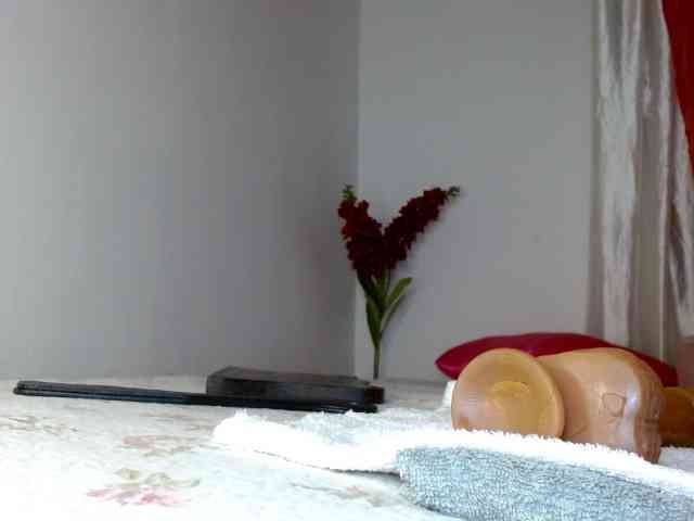 yessika-bustamante webcam