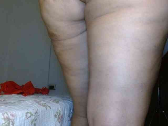 yessika-bustamante webcam