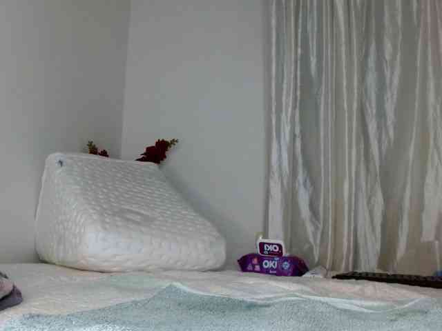 yessika-bustamante webcam