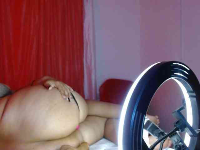 yessika-bustamante webcam