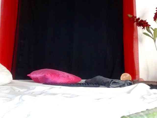 yessika-bustamante webcam