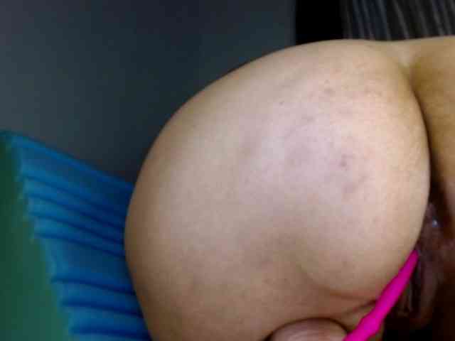 yessika-bustamante webcam