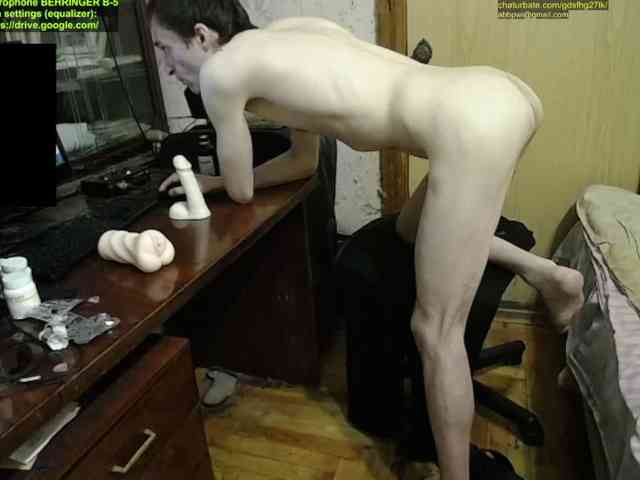 darkthoughtscrea... Live Webcam on BongaCams