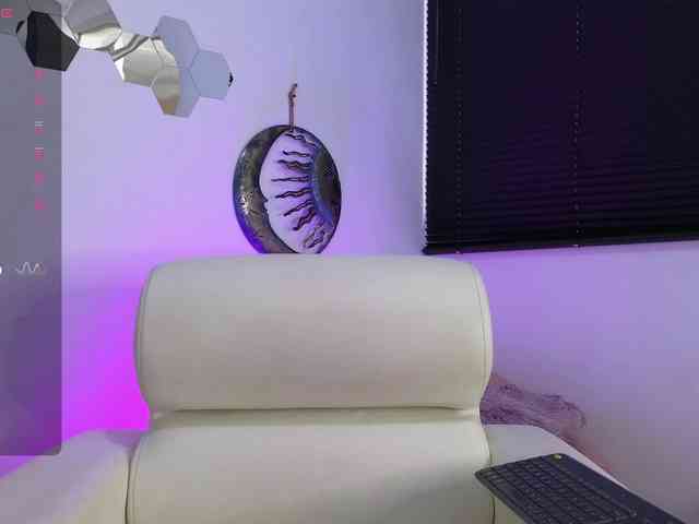 Maca-xtone webcam