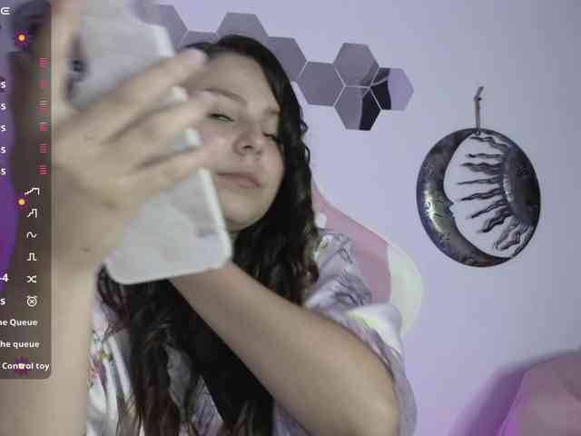 Maca-xtone webcam