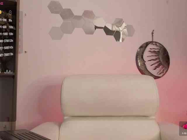 Maca-xtone webcam