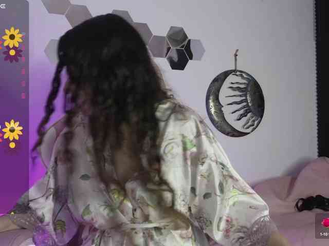 Maca-xtone webcam