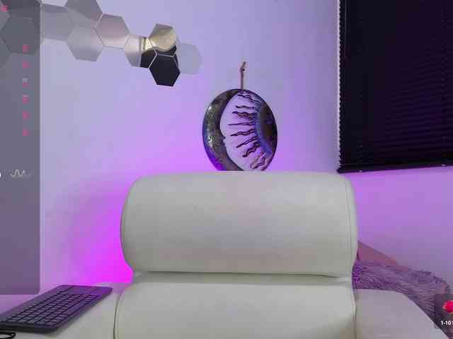 Maca-xtone webcam