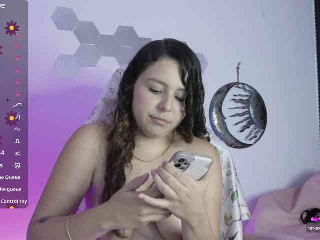 Maca-xtone webcam