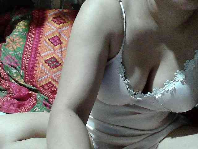 DesiDelight1 webcam