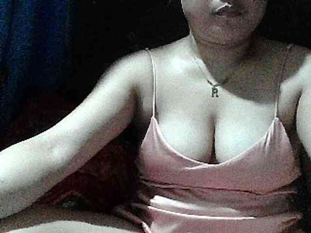 DesiDelight1 webcam