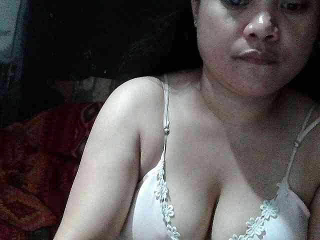 DesiDelight1 webcam