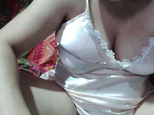 DesiDelight1 webcam