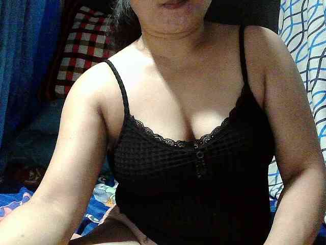 DesiDelight1 webcam
