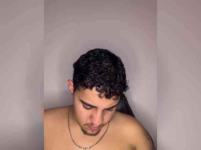 Guilherme11 Live Webcam on BongaCams
