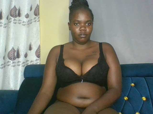 Coconaya's BongaCams show and profile