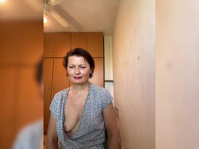 Susi177's BongaCams show and profile