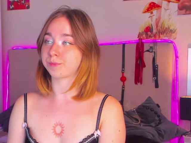 private live sexshow AlexisSky