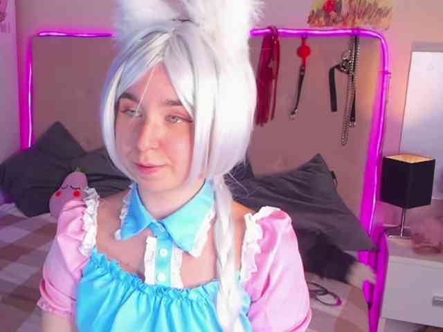 AlexisSky Live Webcam on BongaCams