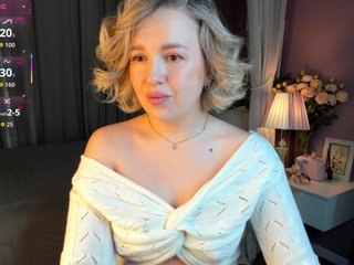 Nikki-Kai Porn Show