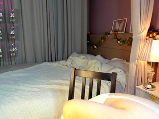 Nikki-Kai Porn Show