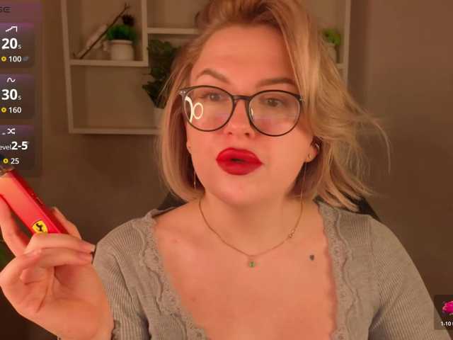 Nikki-Kai's BongaCams show and profile