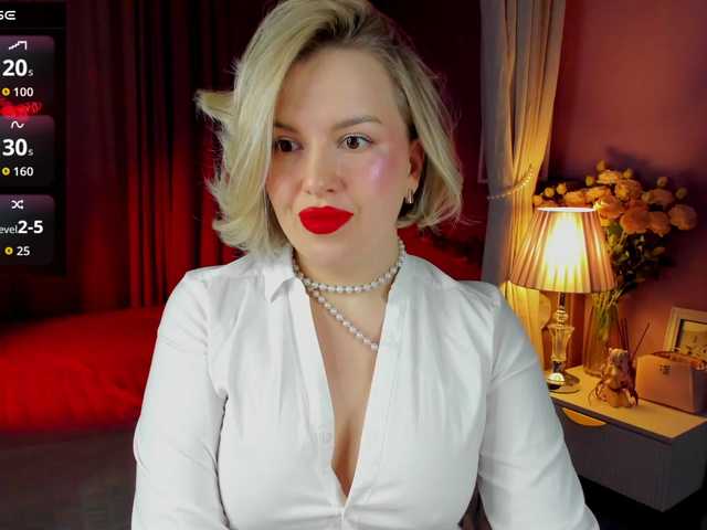 Nikki-Kai's BongaCams show and profile