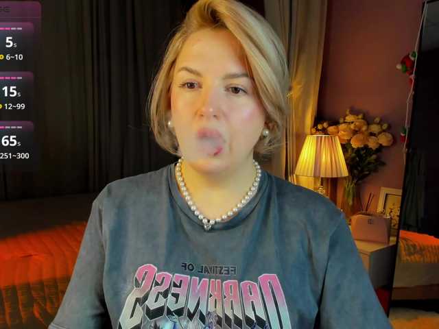 Nikki-Kai's BongaCams show and profile