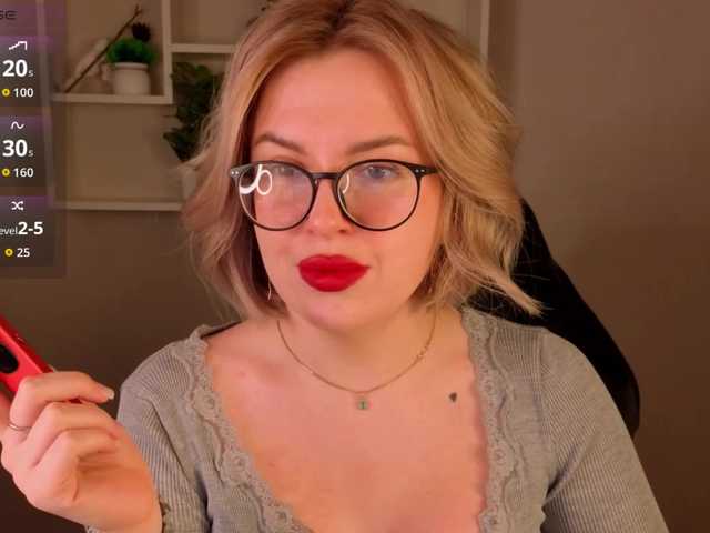 Nikki-Kai's BongaCams show and profile