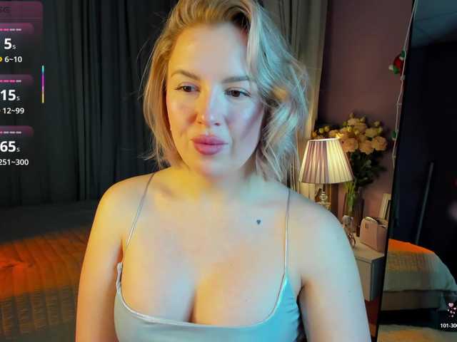 Nikki-Kai's BongaCams show and profile