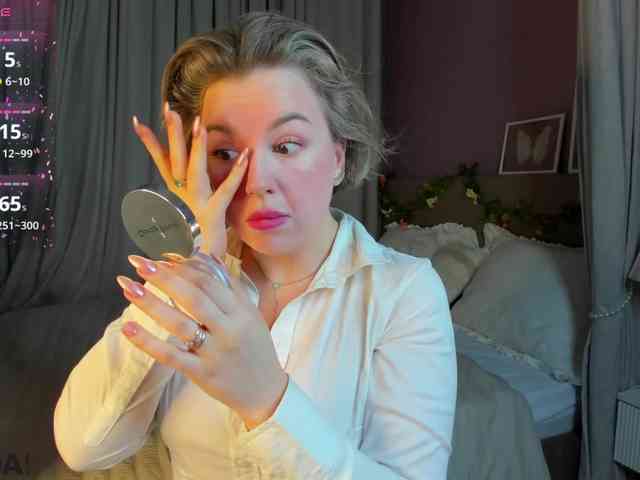 Nikki-Kai webcam