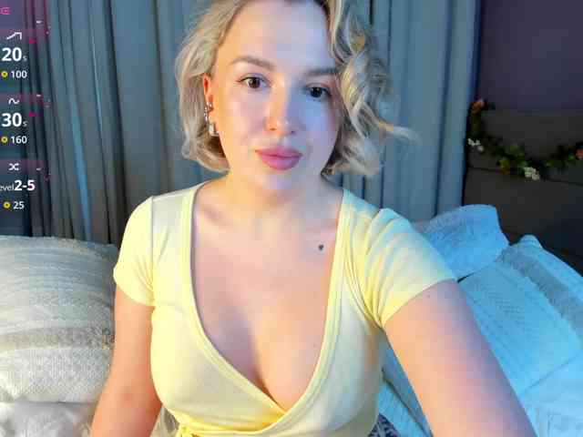 Nikki-Kai webcam